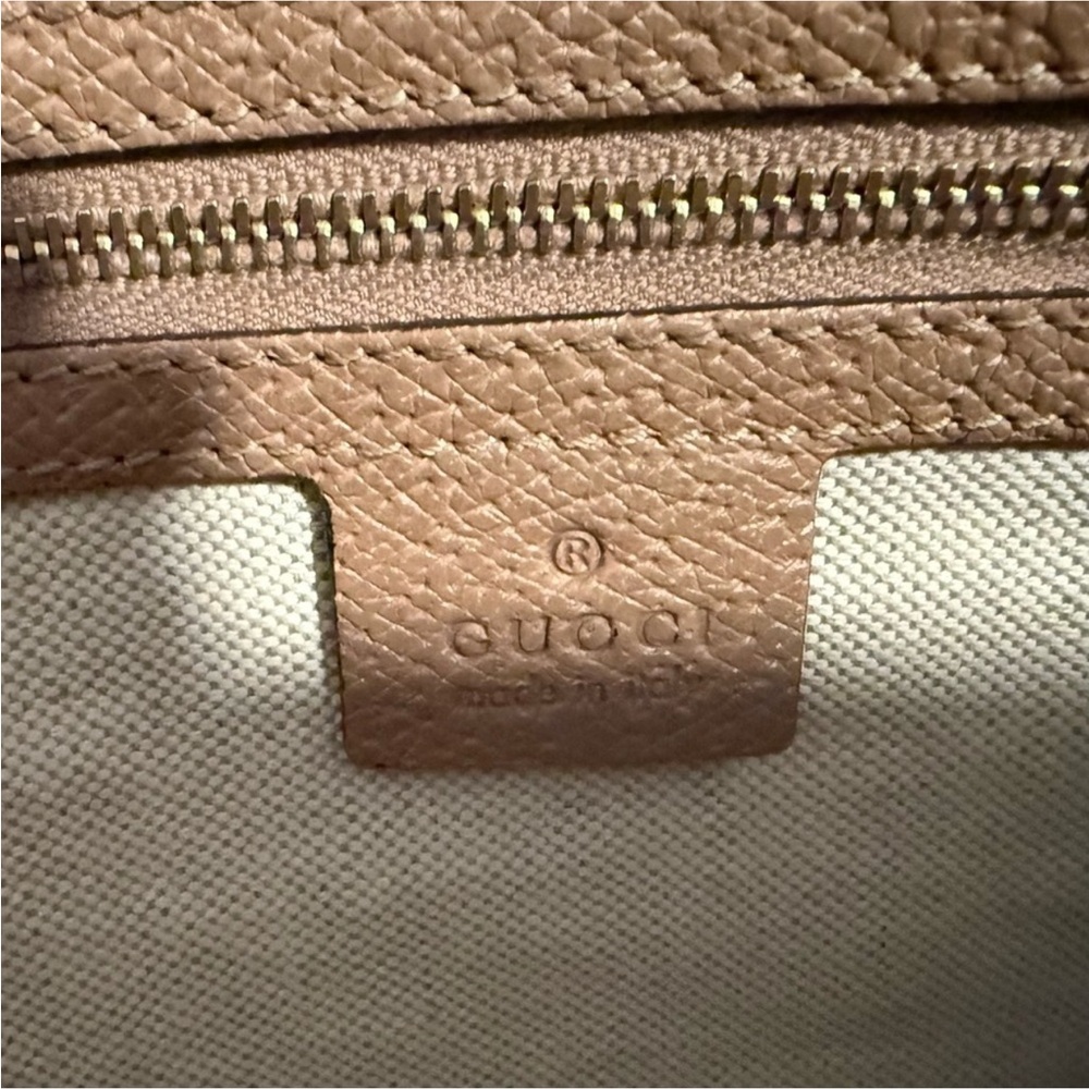 Gucci Beige and Tan Tote Bag w/COA No CallOuts - Picture 3 of 11